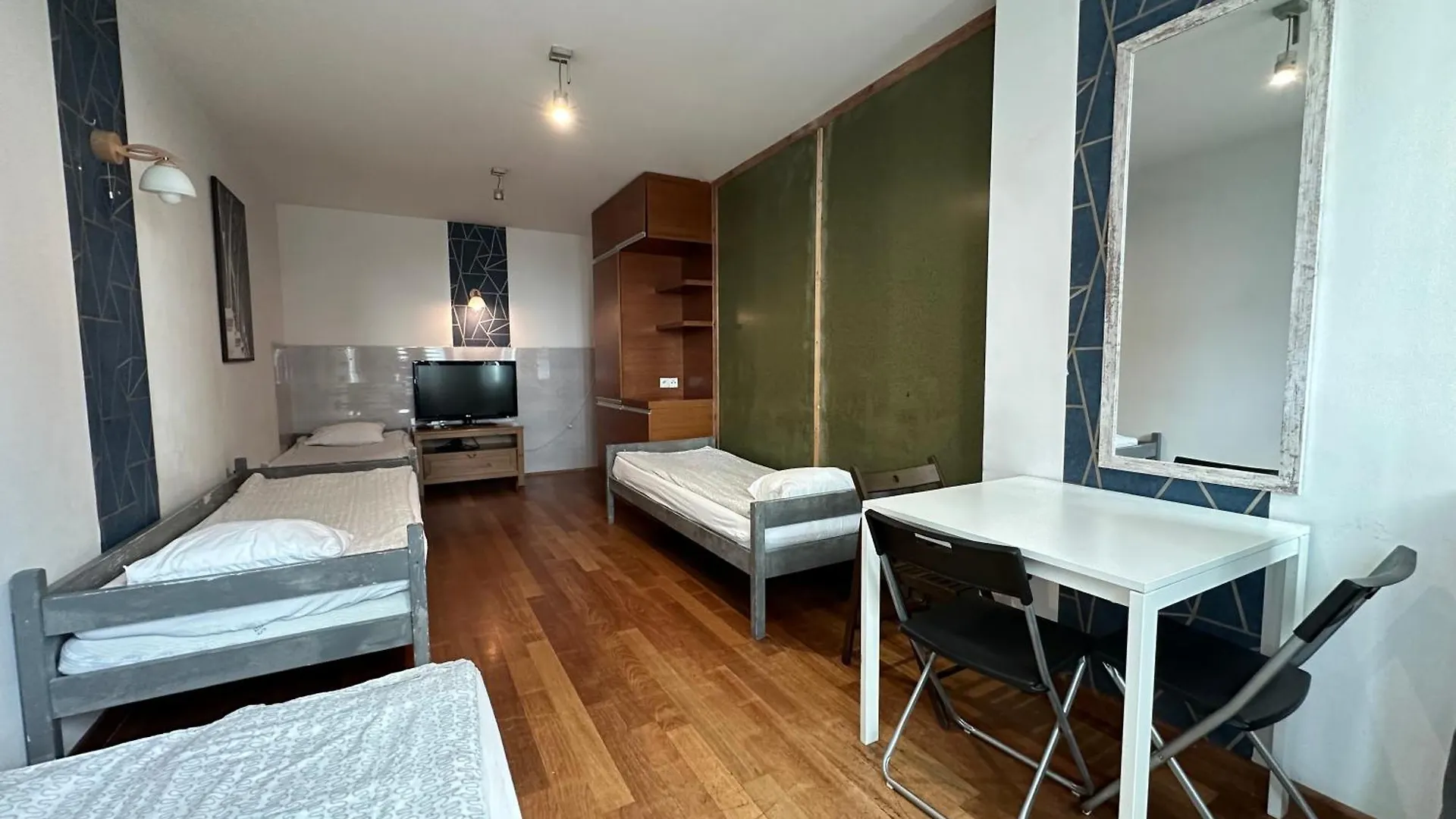 Pokoje Centrum/ Rooms In Centre Warszawa